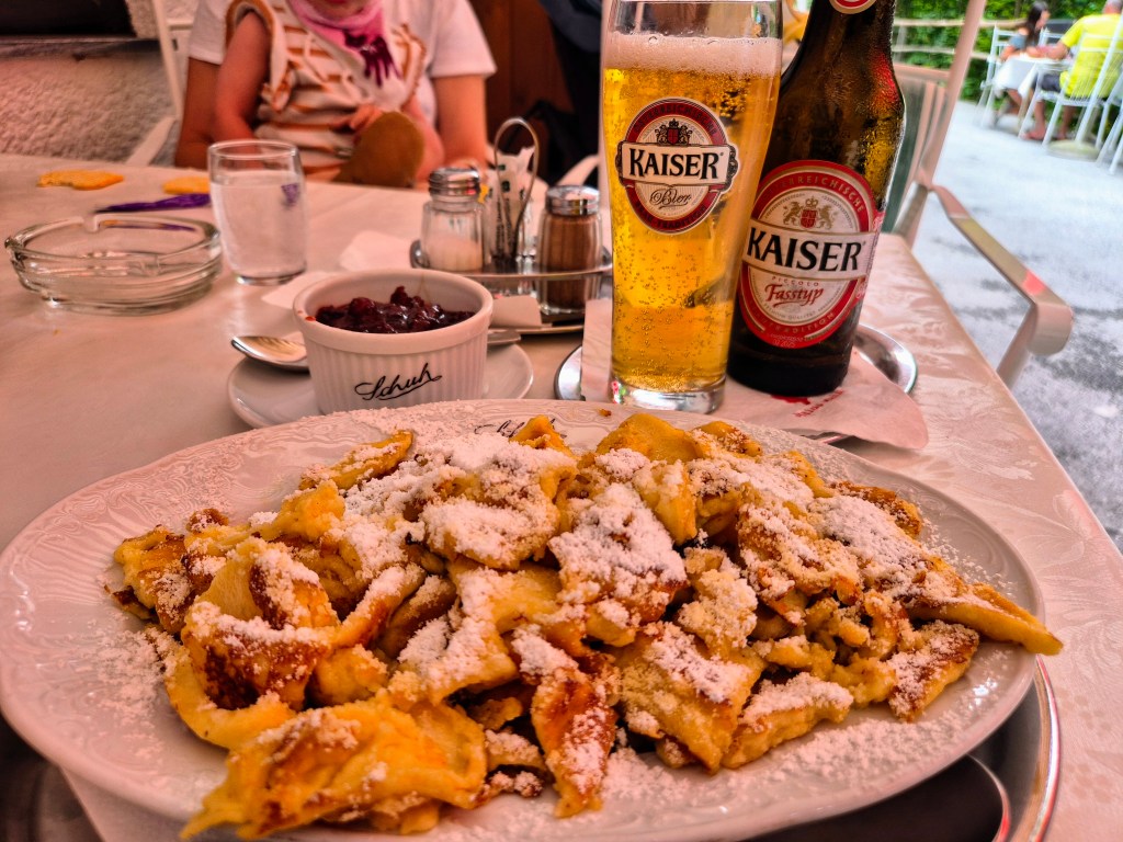 Des Kaisers neuer Schmarrn. Oder: Ein Arschgeweih für Bad Gastein // StrollingKin #21 – holiday&nbsp;special³